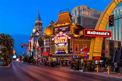 where is casino royale located in las vegas